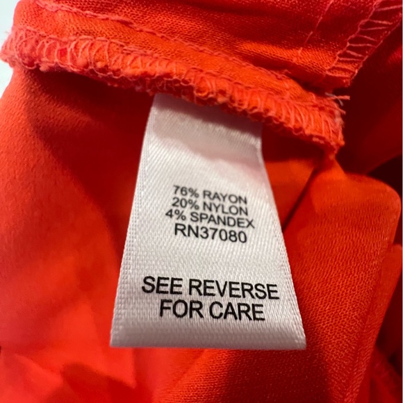 Versona Burnt Orange Crop Pants Size 10 - Picture 2 of 11